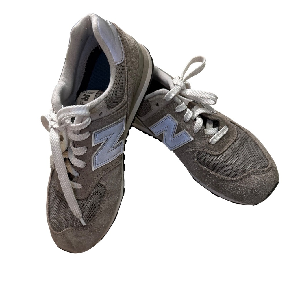 New Balance 574 Grey‎ Suede Sneakers Boys Size 6 Womens 7.5 GC574GG